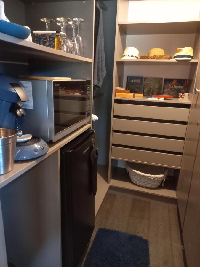 Suite Indigo Jacuzzi Prive Piscine Vue Mer Acces Cuisine Laverie Saint Pierre Esterno foto